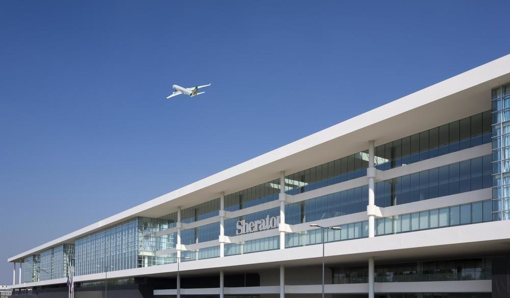 Sheraton Milan Malpensa Airport & Conference Centre Hotel 4*