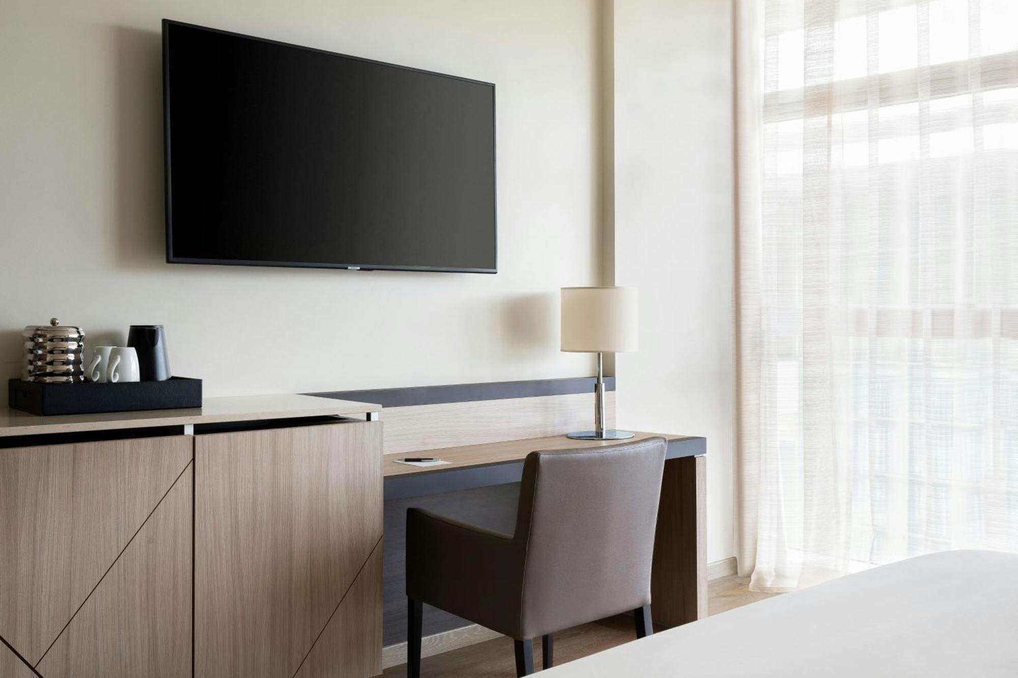 Sheraton Milan Malpensa Airport & Conference Centre Hotel 4*
